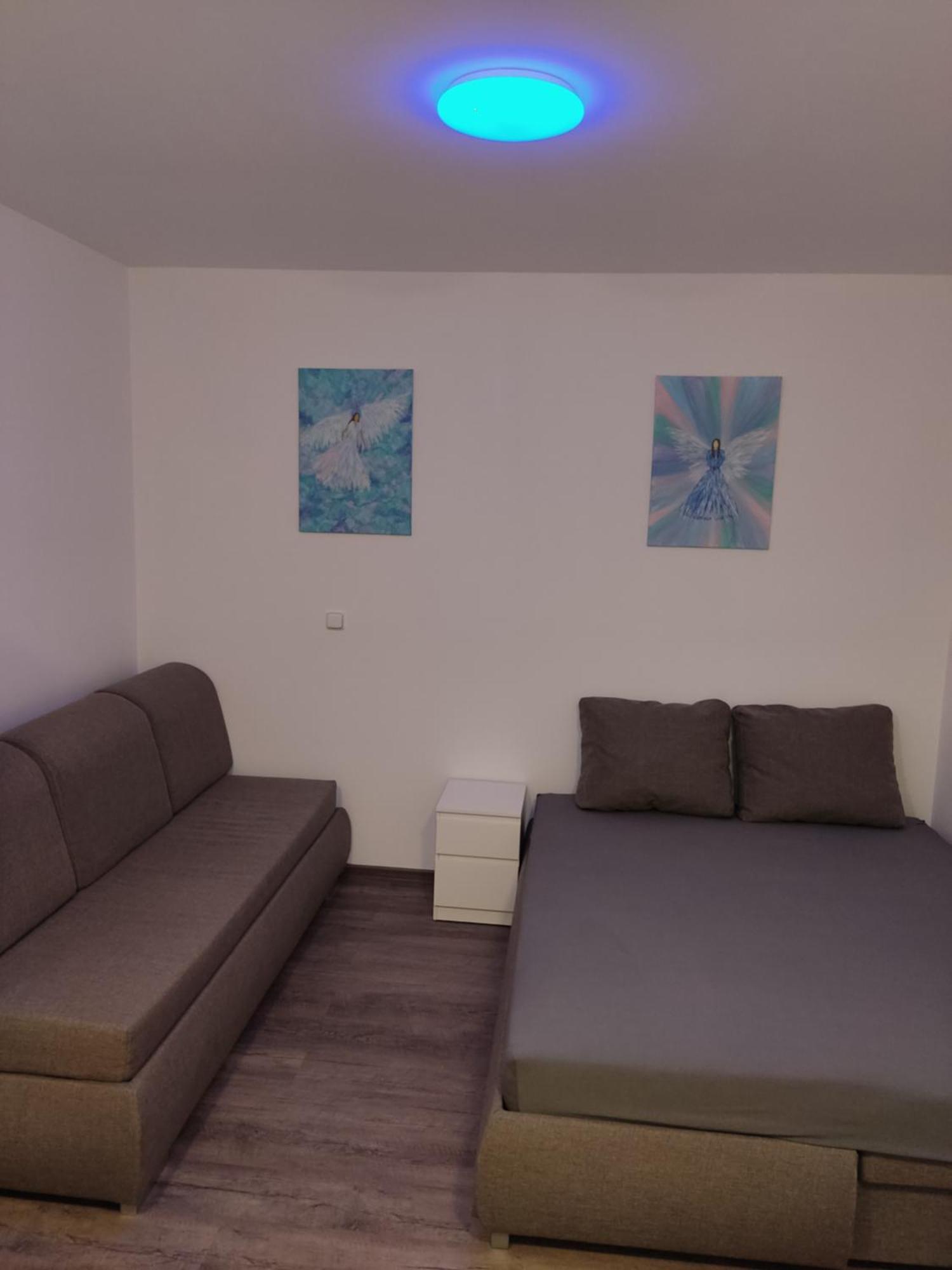 Angel Apartman Нове-Мєсто-над-Метуї Екстер'єр фото